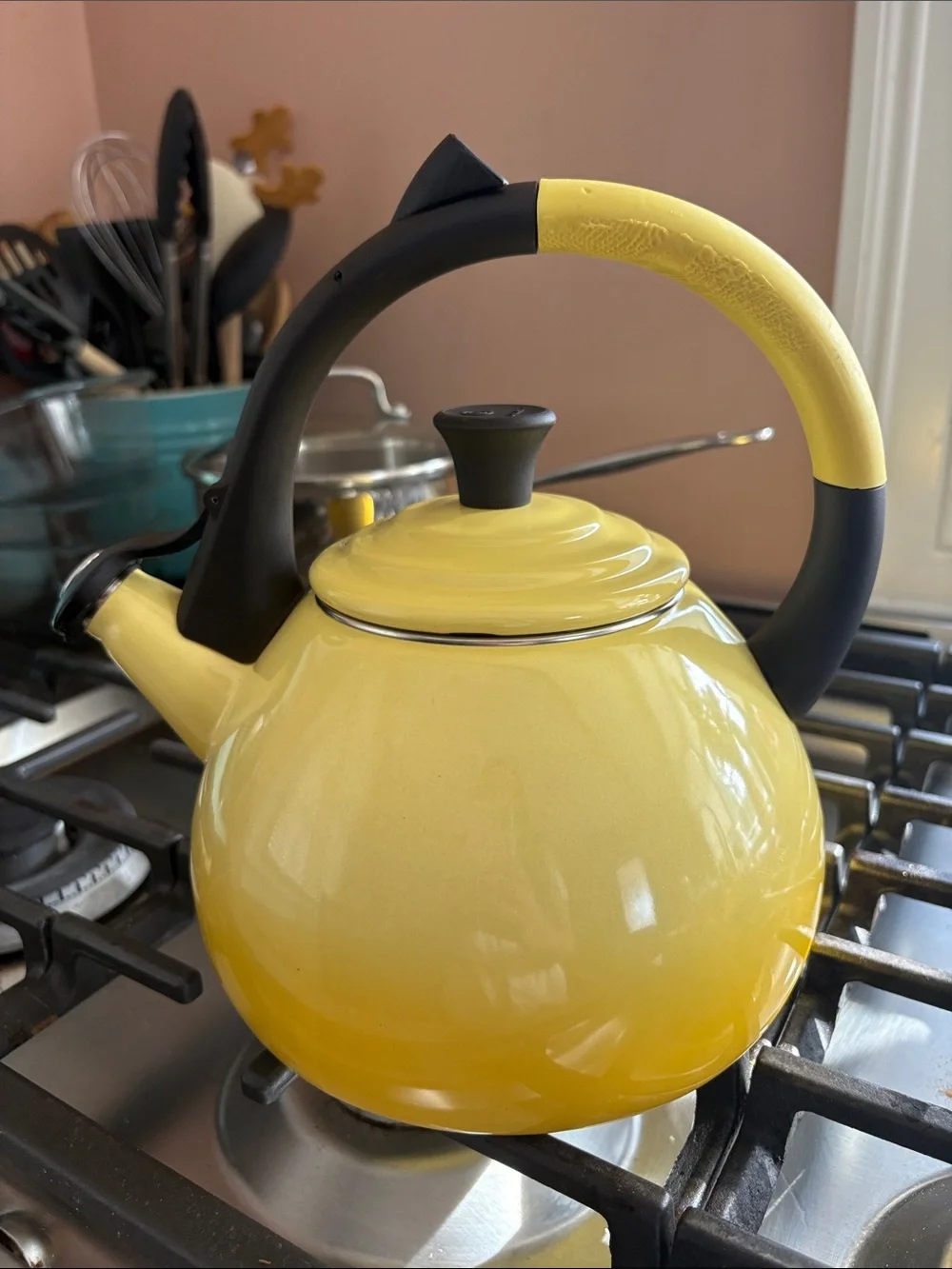 Le creuset yellow teapot